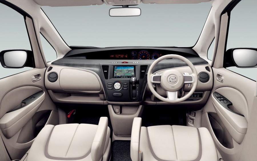  Mazda Biante Minivan 2008 года  (фото 5 из 37)